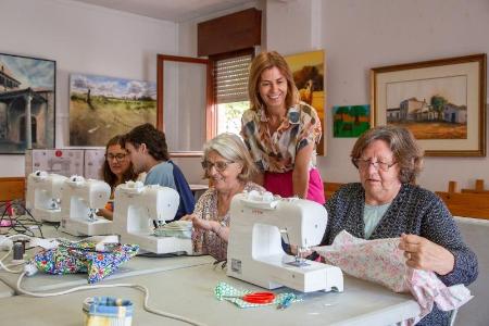 Imagen La iniciativa ‘SOS-Tejible en ruta’, impulsada por la Diputación, cierra su segunda edición tras llevar la moda sostenible y la economía circular a veintitrés pueblos de la provincia